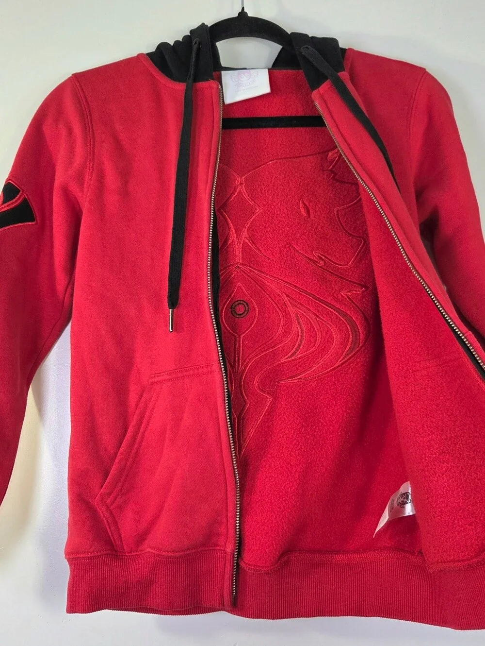 RARE OFFICIAL APHMAU AARON LYCAN ZIP UP HOODIE.